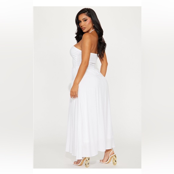 Cutout maxi dress in white - Picture 3 of 3